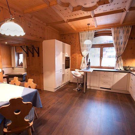 A Traumhafte Zirbenwohnung Prutz Luaran gambar
