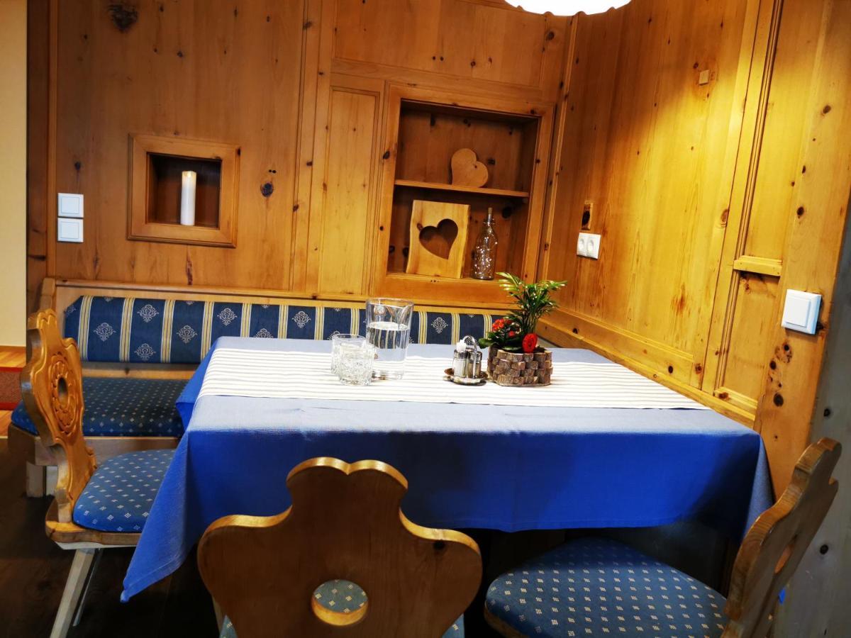 A Traumhafte Zirbenwohnung Prutz Luaran gambar